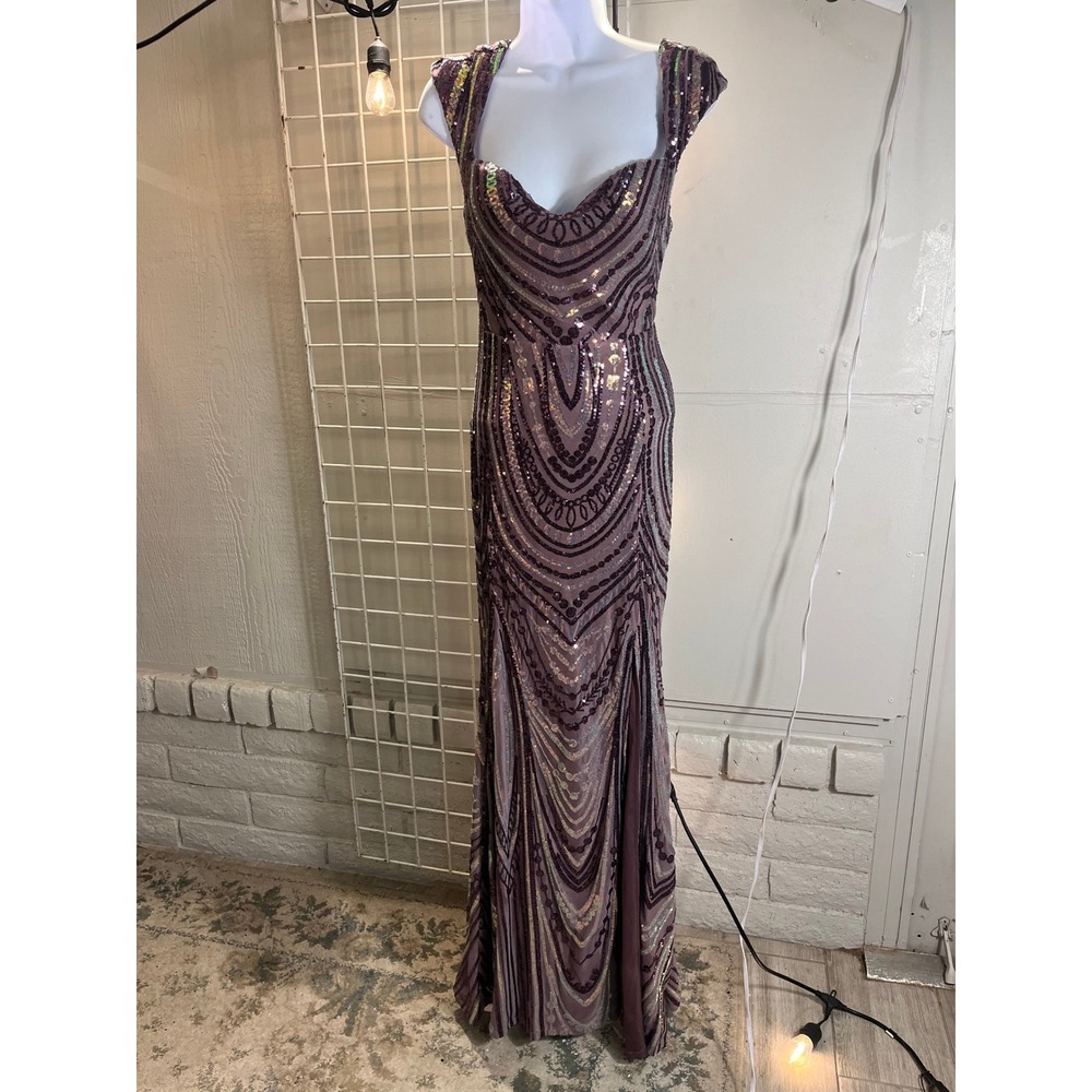 Elegant Sequin Maxi Dress in Purple
